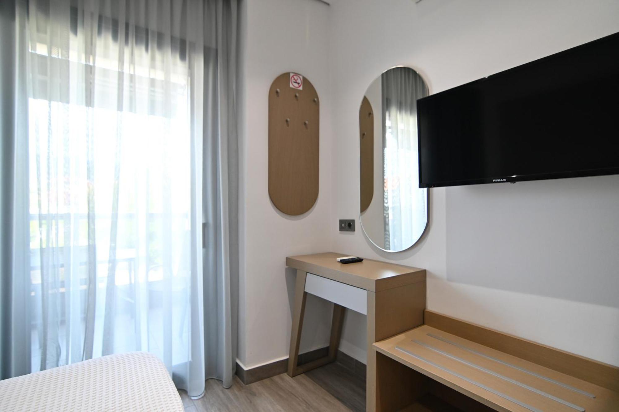 Amalia Rooms Sea View Vrasná Exterior foto