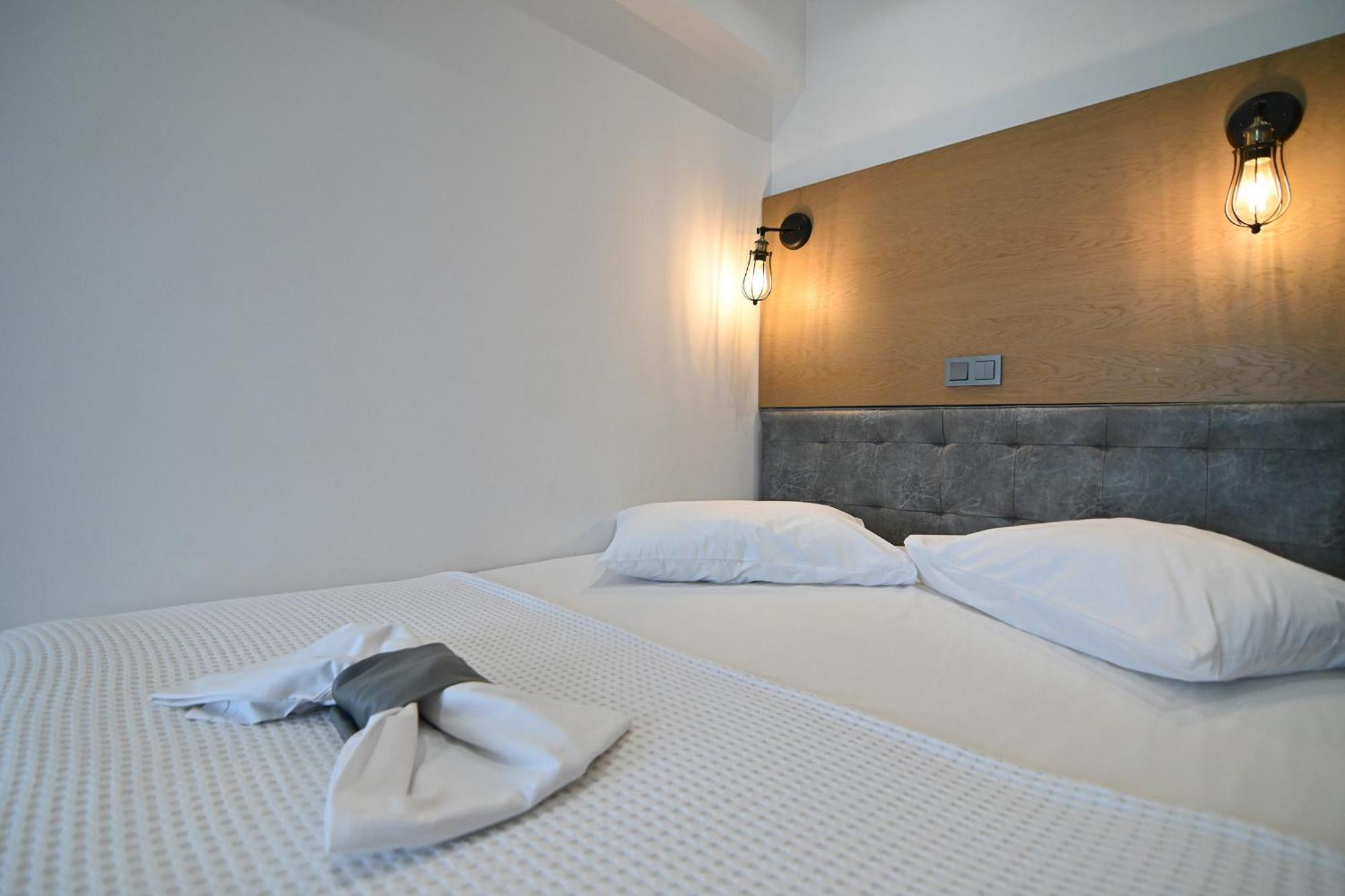 Amalia Rooms Sea View Vrasná Exterior foto